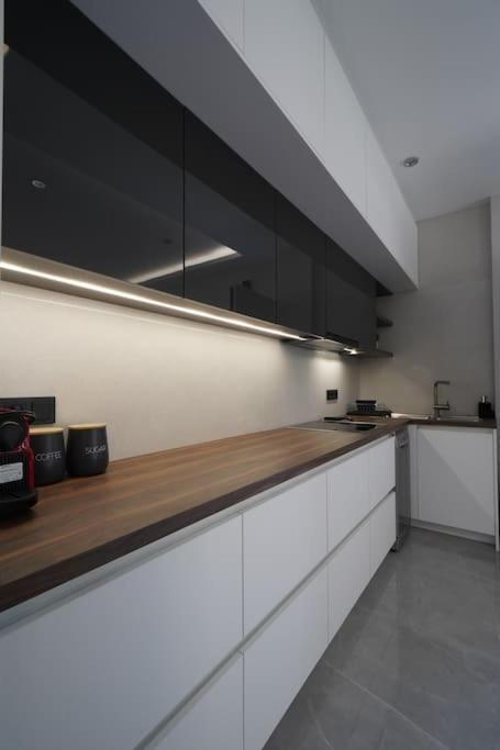 Brand New 3Br With 2 Bathrooms Marousi Apartment Ateny Zewnętrze zdjęcie
